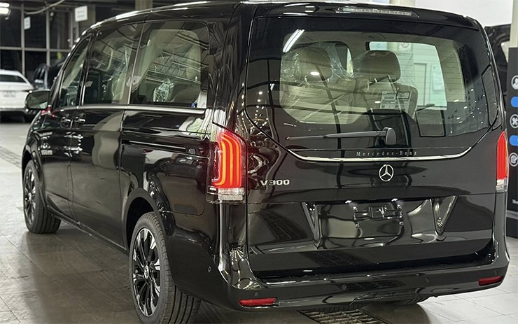 Cận cảnh Mercedes-Benz V-Class 2025 tại đại lý, giá gần 3,4 tỷ đồng - 3