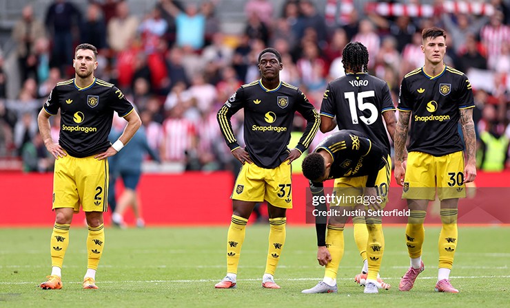 Mainoo mờ nhạt dưới triều đại Ruben Amorim, đứng trước nguy cơ rời Old Trafford ngay tháng 1