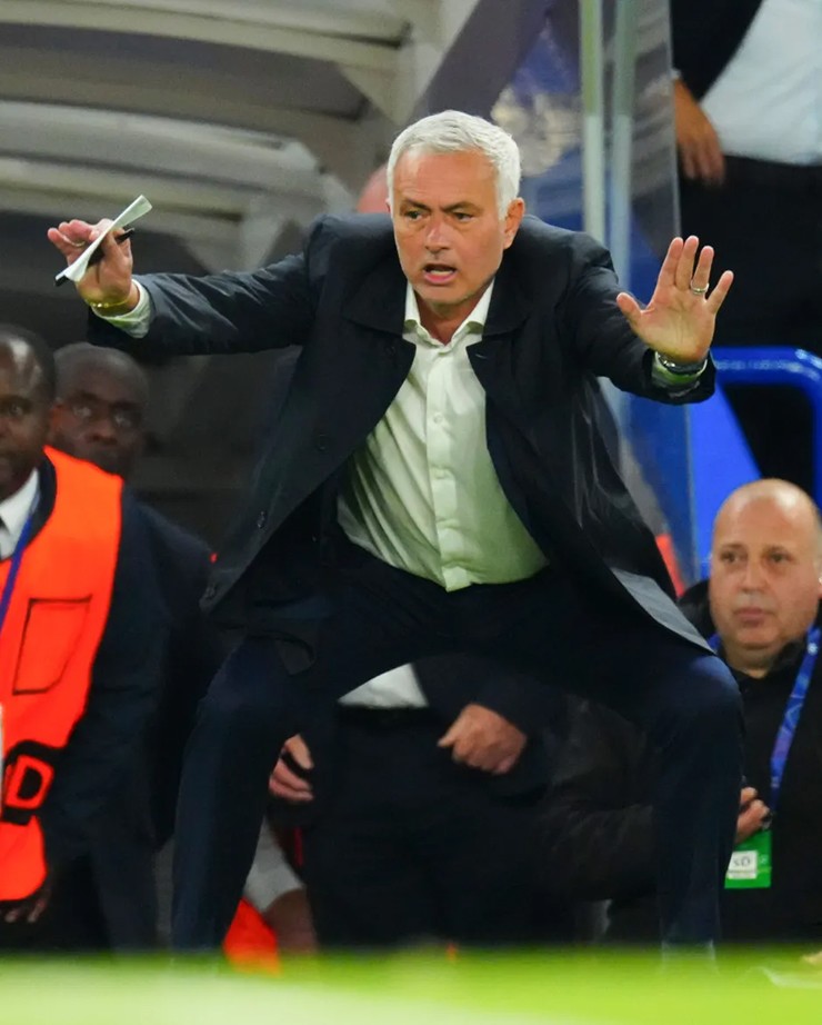 Mourinho hành động đẹp, giải cứu sao 106 triệu bảng của Chelsea - 2