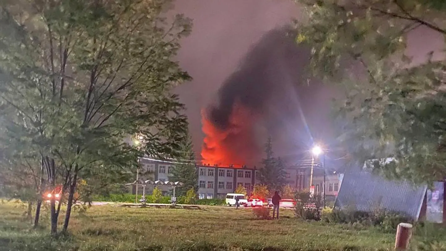 Hiện trường vụ tấn công của Ukraine tại nhà máy Elektrodetal, vùng Bryansk (Nga). Ảnh: The War Zone.