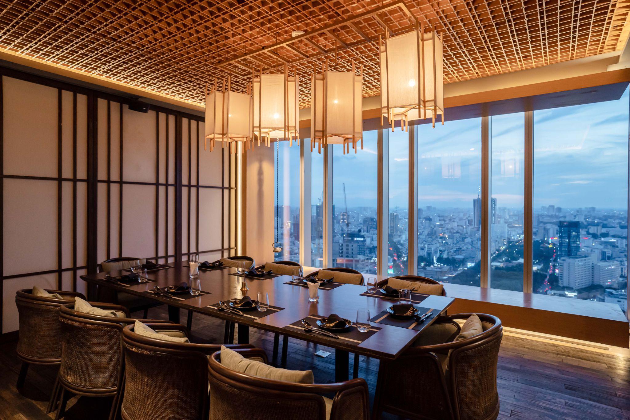 Lần đầu tiên HONOR tổ chức hẳn tiệc tối siêu VIP tại nhà hàng sang trọng nằm ngay trung tâm thành phố, nâng tầm trải nghiệm khách hàng hơn bao giờ hết