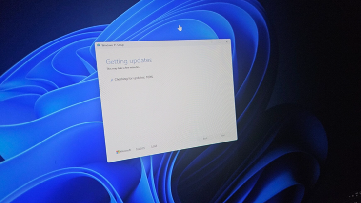 Windows 11 25H2 được nâng cấp nhanh gọn lẹ chỉ sau một lần restart.