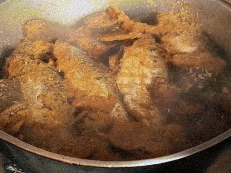 Đặc sản Hải Phòng chế biến nửa ngày, mềm nhừ béo ngậy, hút khách gần xa