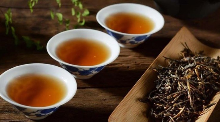 Đại Hồng Bào của Trung Quốc được mệnh danh là “vua của các loại trà”, vô cùng quý hiếm và có lịch sử lâu đời.

