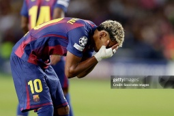 PSG ngược dòng hạ Barcelona: Bản lĩnh "Vua châu Âu", Yamal thêm một lần đau