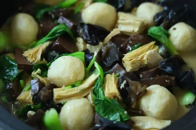 Món này rất giàu dinh dưỡng.