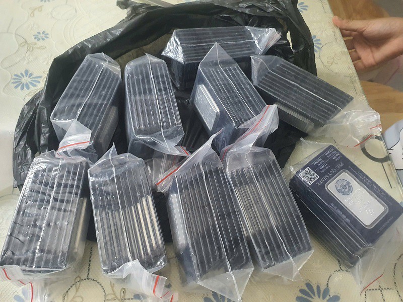 100 lượng bạc của anh Thuỷ mua cách đây vài tháng đã mang về số lợi nhuận lên tới 60 triệu đồng.