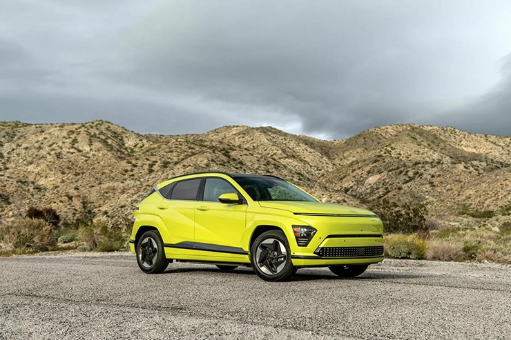 Hyundai Kona Electric 2026 thu hẹp dải sản phẩm, chỉ còn một phiên bản SE - 1