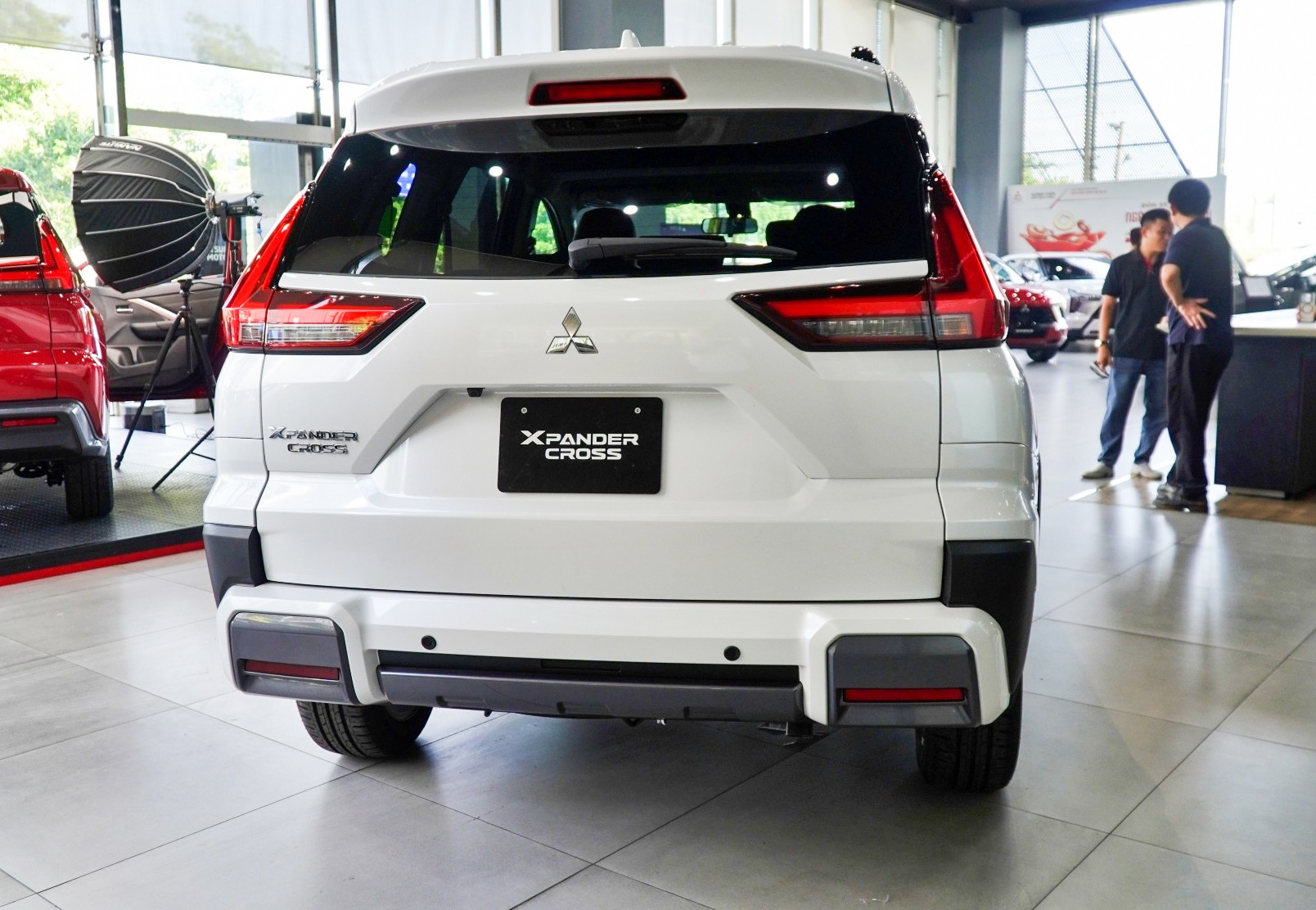 Chi tiết Mitsubishi Xpander Cross bản nâng cấp vừa ra mắt tại Việt Nam - 2