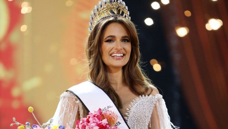 Đương kim Hoa hậu Nam Phi Mia le Roux.