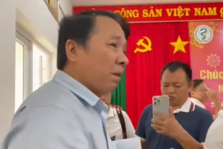 Vụ máy hỏng vẫn kê khai bệnh nhân tán sỏi: Khởi tố Giám đốc Bệnh viện Đa khoa vùng Tây Nguyên