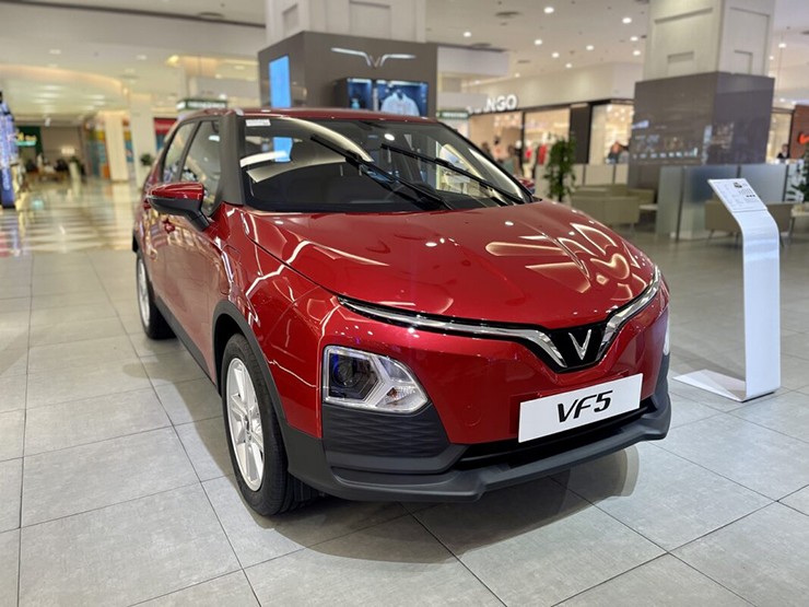 Giá xe VinFast VF 5 tháng 10/2025, lăn bánh 0% phí trước bạ - 3