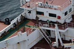 Ông Putin lên tiếng việc Pháp chặn giữ tàu chở dầu nghi thuộc “hạm đội bóng tối” của Nga