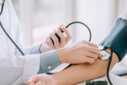 Bác sĩ nhắc nhở: Nhiều bệnh nhân tăng huyết áp vẫn đang giữ thói quen nguy hiểm này