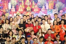 Hàng trăm nghệ sĩ cúng Tổ nghề