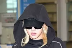 Làn sóng phẫn nộ liên quan Rosé (BlackPink)