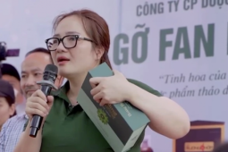 CLIP: Những màn khoe của "gây choáng" c…