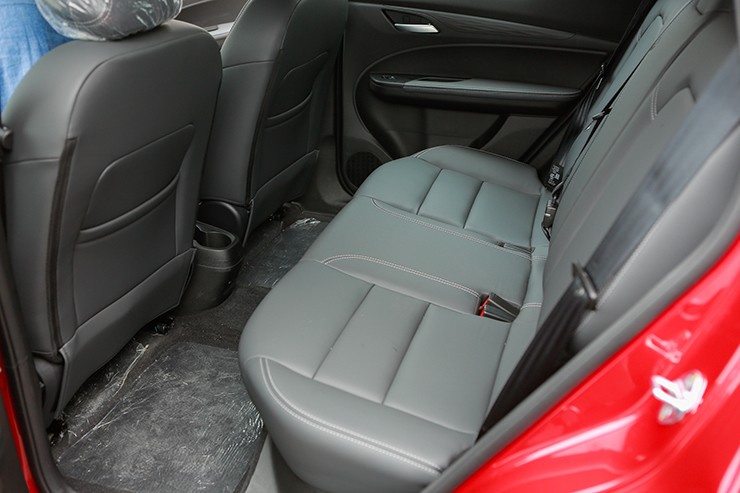 Giá xe VinFast VF 5 tháng 10/2025, lăn bánh 0% phí trước bạ - 16