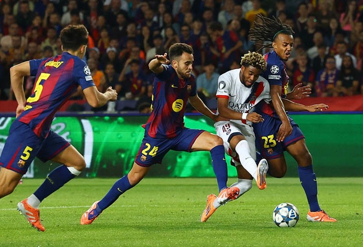 Barca thua đau PSG trên sân nhà