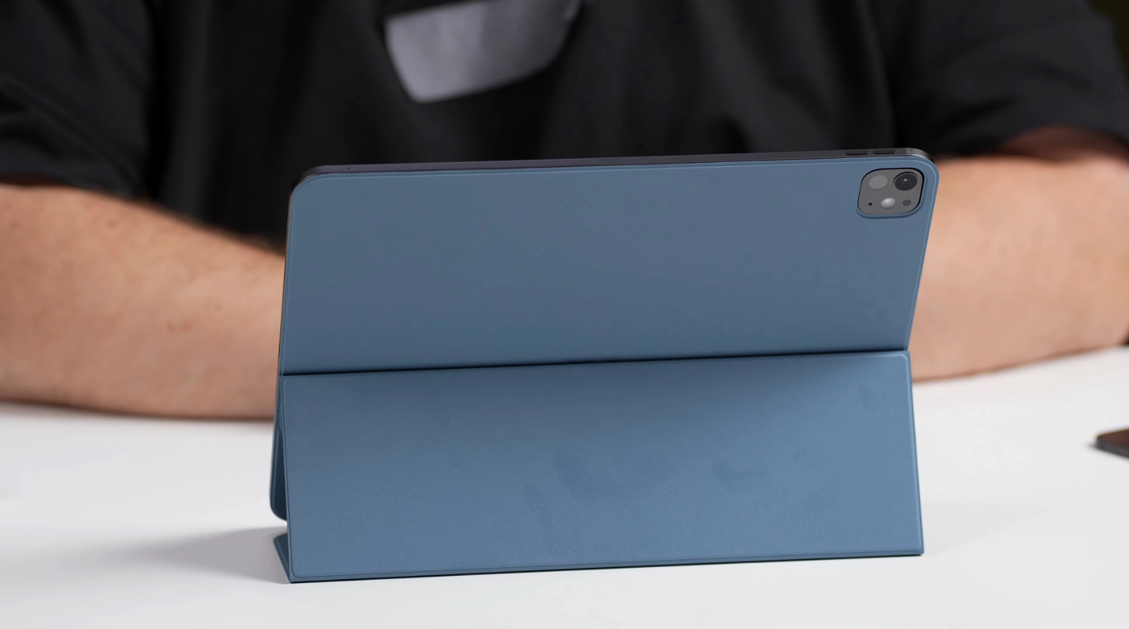 iPad Pro M5 có thiết kế không khác so với bản tiền nhiệm.