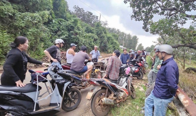 Người dân địa phương chưa hết bàng hoàng khi vụ án xảy ra.