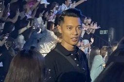 Giải trí - Tài tử Hong Kong làm bảo vệ sau scandal ngoại tình