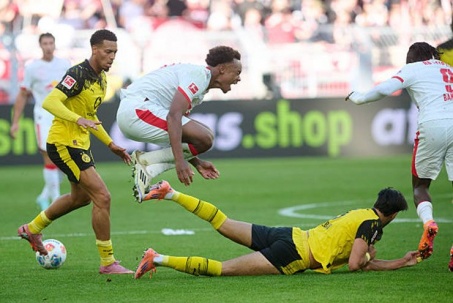 Video bóng đá Dortmund - Leipzig: Cục diện ngang ngửa, bắn phá cuối trận (Bundesliga)