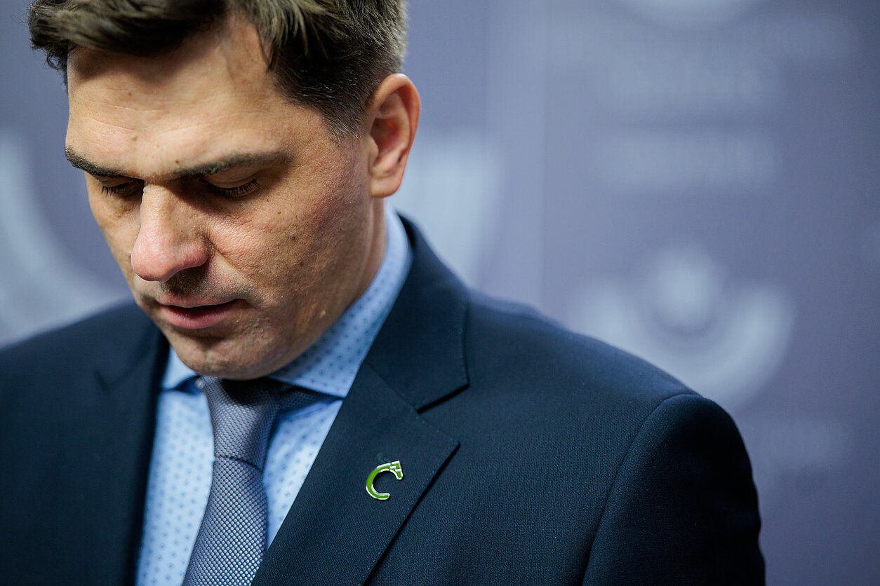 Bộ trưởng Lithuania từ chức sau phát ngôn gây tranh cãi về Ukraine - 1