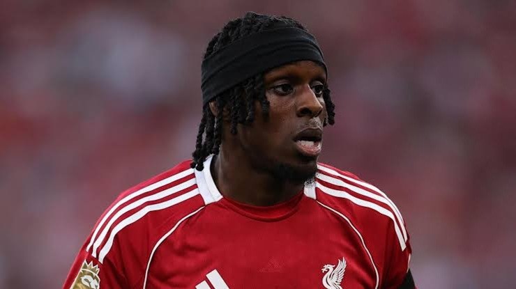 Frimpong cũng không khá hơn.