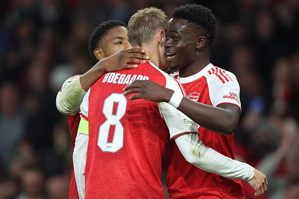 Arsenal đang vững chắc cả trong phòng ngự lẫn tấn công