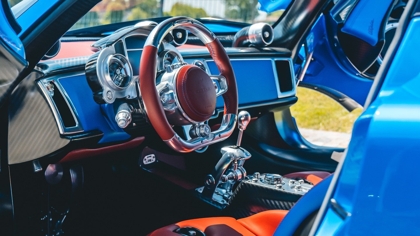 Siêu phẩm Pagani của nữ doanh nhân tham gia Gumball 3000 có gì đặc biệt? - 5