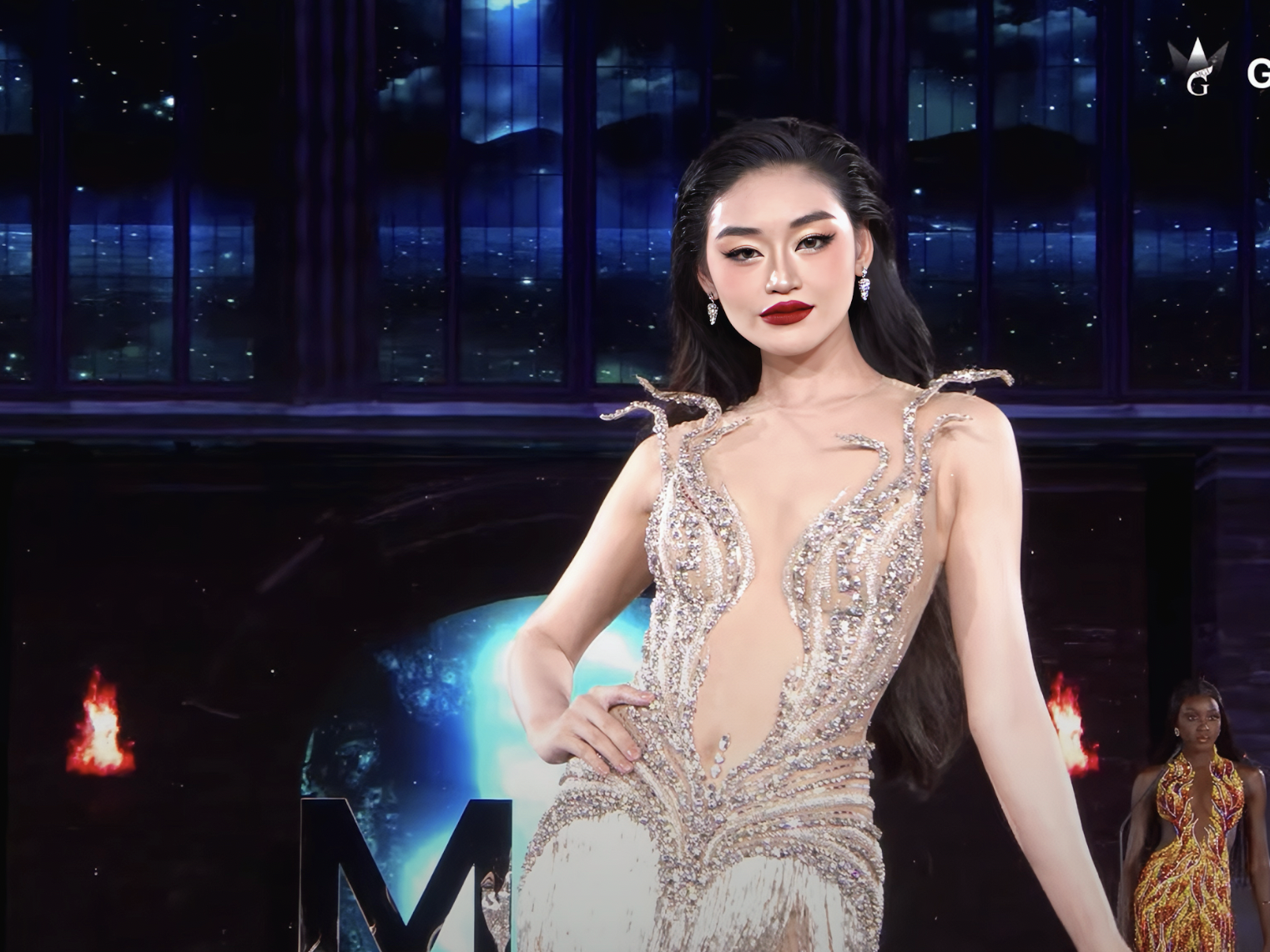 Hoa hậu Yến Nhi bị chê nhan sắc - 3