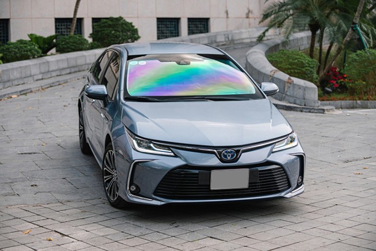 Giá xe Toyota Corolla Altis tháng 10/2025, sedan cỡ C từ 725 triệu đồng