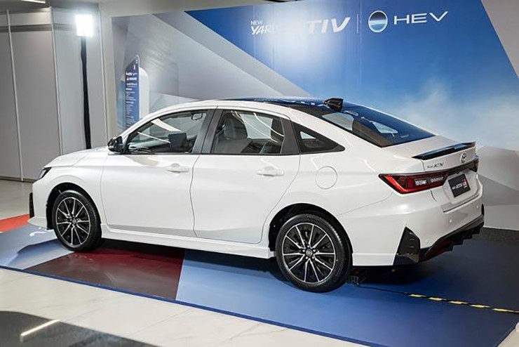 Vừa ra mắt, Toyota Vios Hybrid đã “gây sốt” với hơn 3.700 đơn đặt hàng - 3