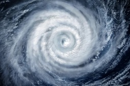 Hiệu ứng bí ẩn khiến hai cơn bão hút nhau như nam châm