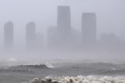 Thế giới - Bão Matmo đổ bộ Trung Quốc, gió giật cấp 14, sóng cao 4 m