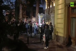 Thế giới - VIDEO: Biểu tình ở Georgia leo thang, đám đông xông vào dinh tổng thống