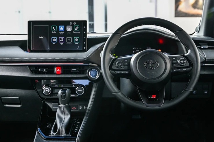 Vừa ra mắt, Toyota Vios Hybrid đã “gây sốt” với hơn 3.700 đơn đặt hàng - 4