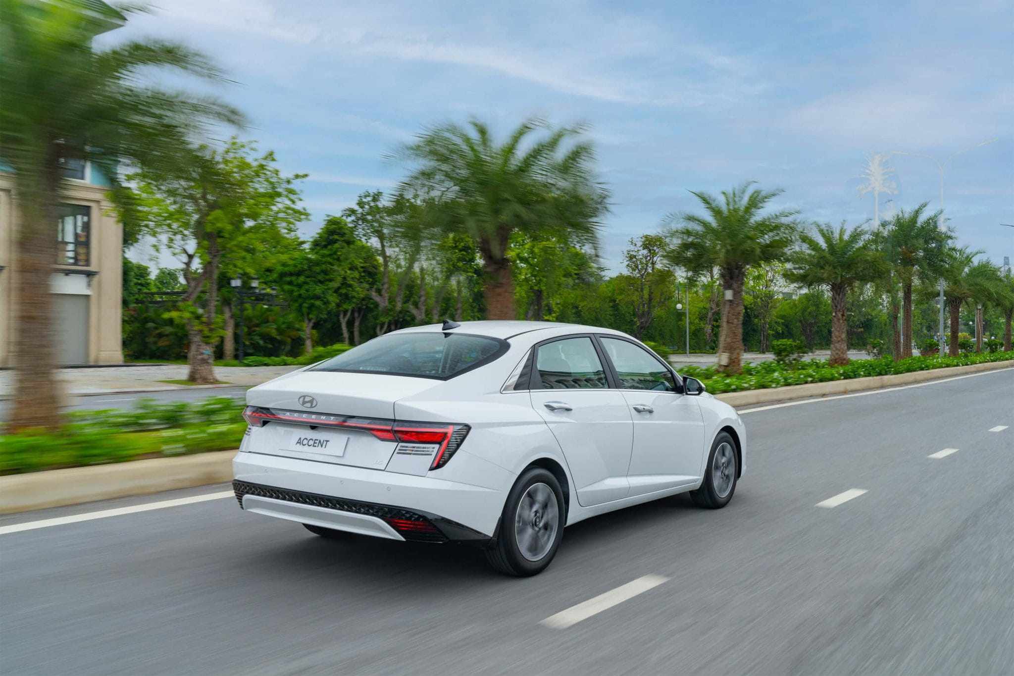 Tài chính dưới 650 triệu có nên sở hữu xe Hyundai Accent bản cao cấp nhất - 2