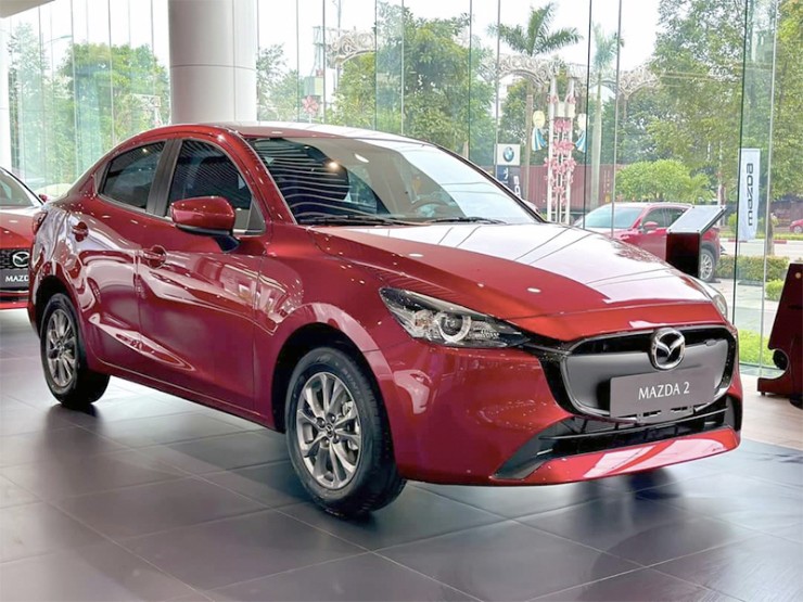 Mazda 2 2025: Chiếc xe hạng B khiến xe sang phải dè chừng tại Việt Nam - 2