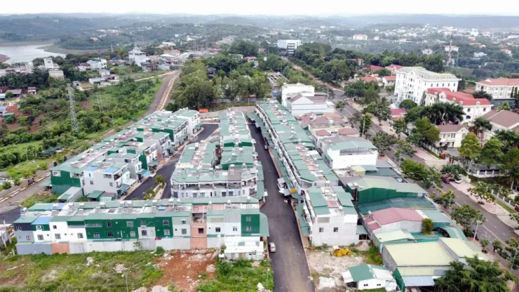 Dự án nhà ở xã hội tại phường Nghĩa Tân, TP Gia Nghĩa, tỉnh Đắk Nông cũ (nay là phường Nam Gia Nghĩa, tỉnh Lâm Đồng). Ảnh VŨ LONG