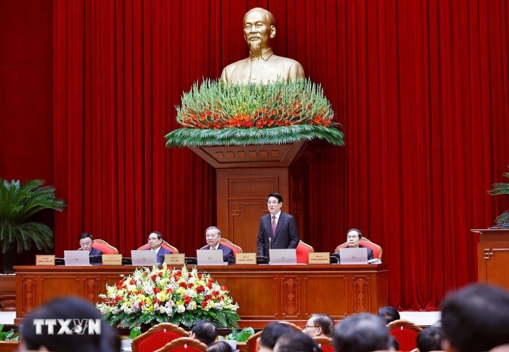 Những hình ảnh khai mạc Hội nghị Trung ương 13 - 6