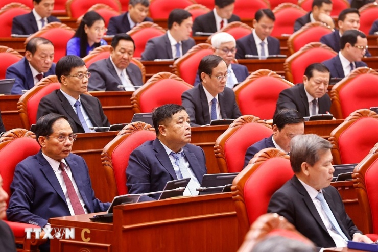 Những hình ảnh khai mạc Hội nghị Trung ương 13 - 9