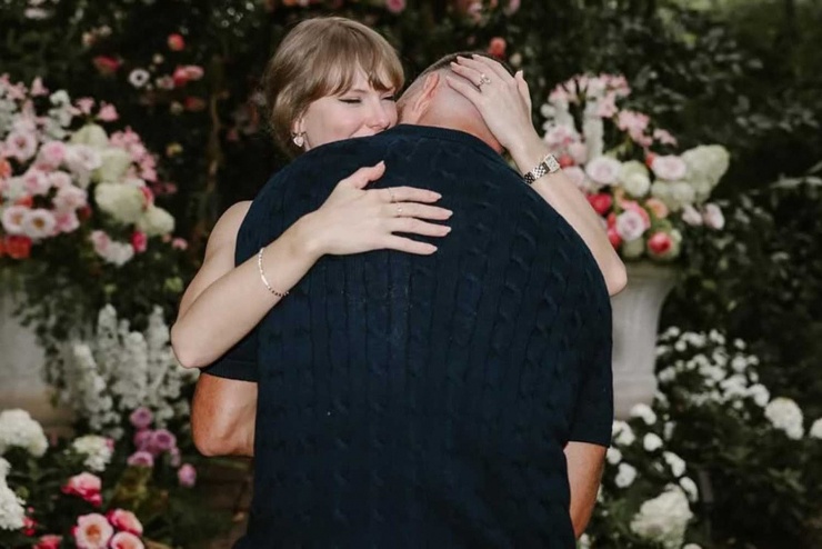 Taylor Swift "nhá hàng" về kế hoạch đám cưới khiến người hâm mộ phấn khích.