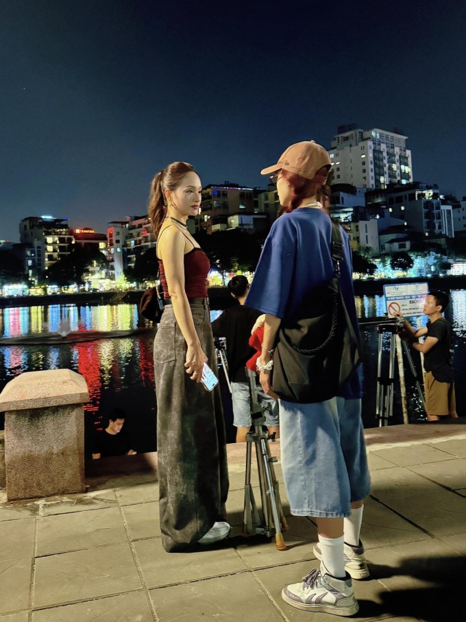 Lan Phương trên phim trường "Gió ngang khoảng trời xanh".