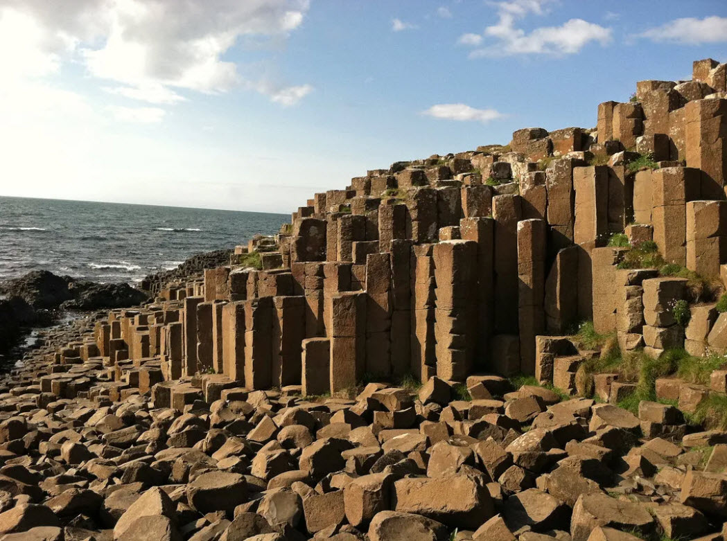 Giant's Causeway đã trở thành Di sản Thế giới đầu tiên của Bắc Ireland vào năm 1986. Ảnh: Smithsonian