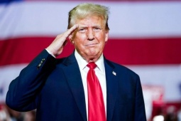 Kinh doanh - Kế hoạch “khoan dầu, hạ giá xăng” của ông Trump: Kết quả bất ngờ