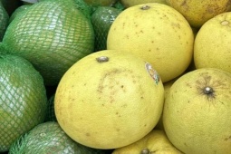 Bưởi hại gan, thận nếu ăn sai cách