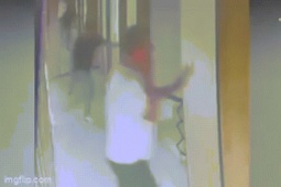 Bạn trẻ - Cuộc sống - Vợ tử vong do thang máy rơi, chồng bất lực chứng kiến