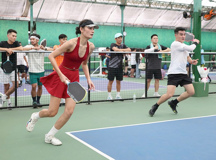 Đây là kết quả xứng đáng cho Lê Thúy khi trước đó ở vòng bảng, cô và đồng đội toàn thắng cả 3 lượt trận. Tiếp đó, đội của cô thắng 11-1 ở vòng 1/8, thắng 15-8 ở tứ kết và thắng 15-10 tại bán kết.